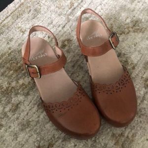 Dansko clog size 7